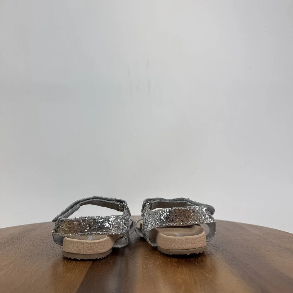 Dr. Scholls size little
